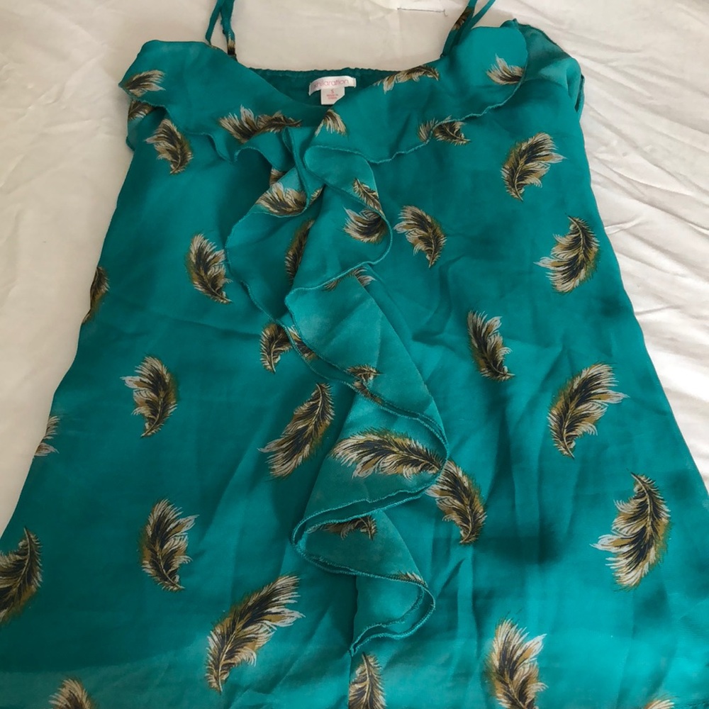 Feather tank